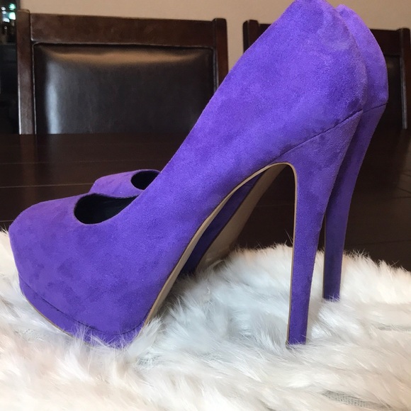 Purple Heels. Size 7.5. - Picture 6 of 8